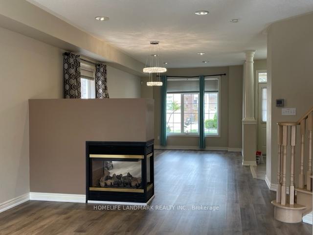 Photo 4 of 46 Stoneheath Crescent, Markham, Cachet — HOMEH