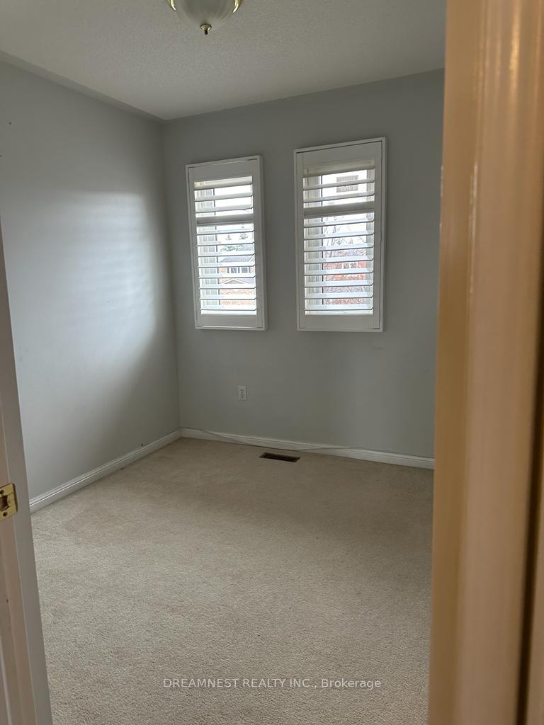 Photo 10 of 1209 Quest Circle, Mississauga, Meadowvale Village — HOMEH