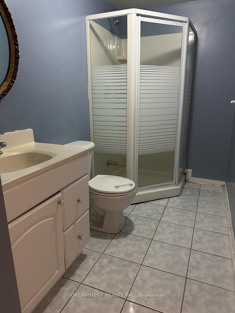 Photo 14 of 1209 Quest Circle, Mississauga, Meadowvale Village — HOMEH