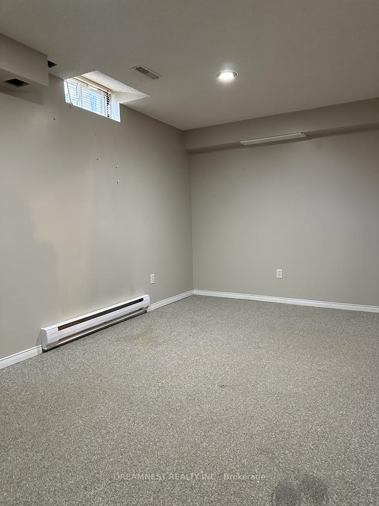 Photo 15 of 1209 Quest Circle, Mississauga, Meadowvale Village — HOMEH