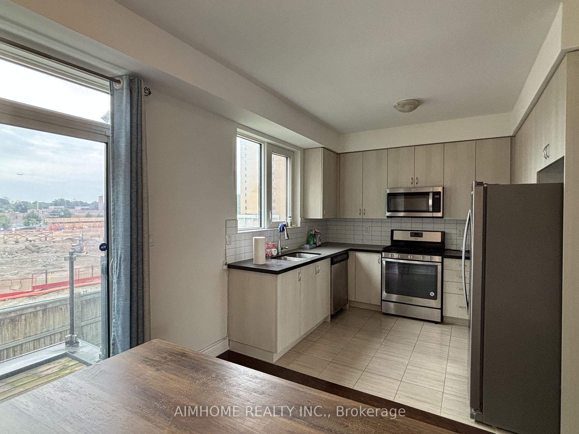 Photo 6 of 58 Pony Farm Drive, Etobicoke, Willowridge-Martingrove-Richview — HOMEH