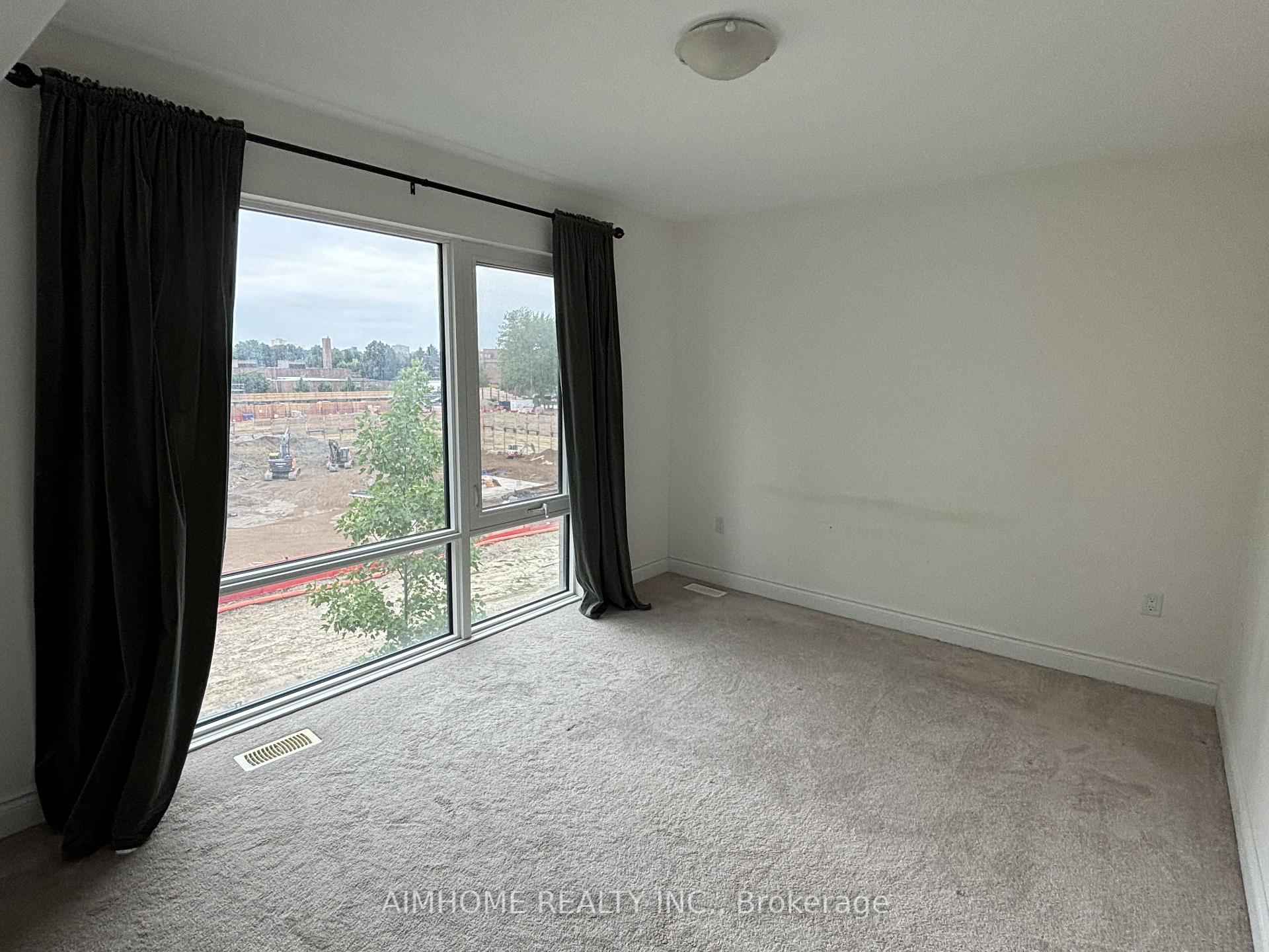 Photo 11 of 58 Pony Farm Drive, Etobicoke, Willowridge-Martingrove-Richview — HOMEH