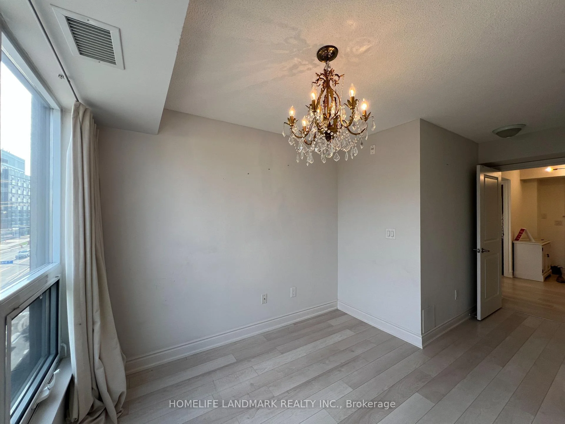 Photo 26 of Unit 413, 760 Sheppard Avenue W, North York, Bathurst Manor — HOMEH
