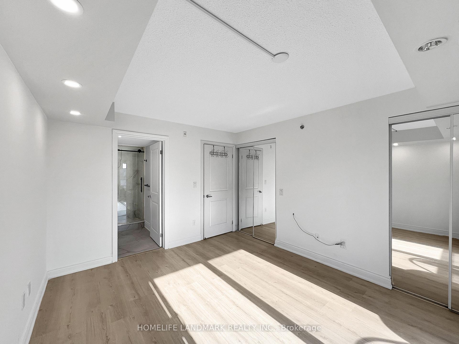 Photo 15 of Unit 413, 760 Sheppard Avenue W, North York, Bathurst Manor — HOMEH