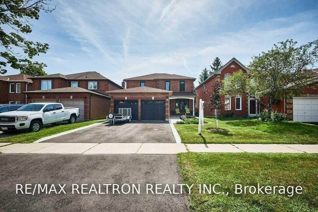 Photo 2 of 23 Keeble Crescent, Ajax, Central — HOMEH