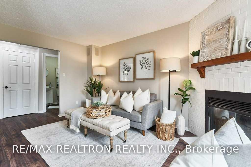 Photo 7 of 23 Keeble Crescent, Ajax, Central — HOMEH