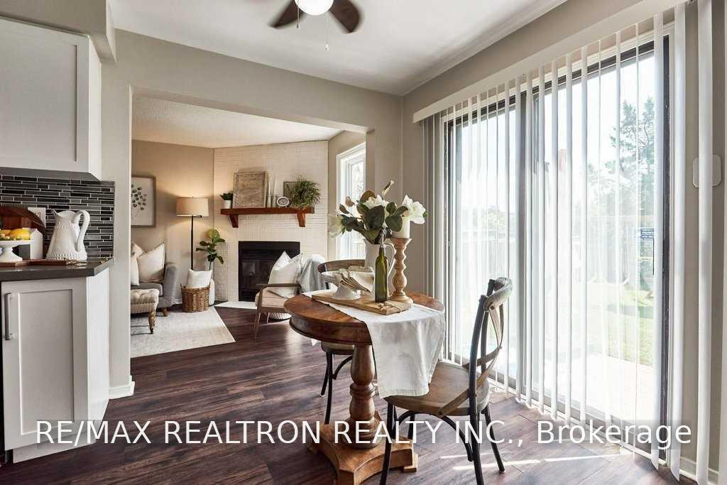 Photo 10 of 23 Keeble Crescent, Ajax, Central — HOMEH