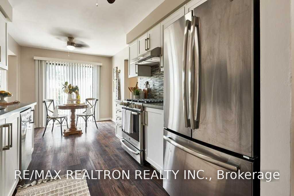 Photo 11 of 23 Keeble Crescent, Ajax, Central — HOMEH