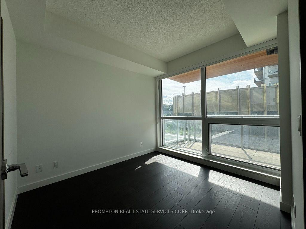 Photo 3 of Unit 307, 27 Mcmahon Drive, North York, Bayview Village — HOMEH