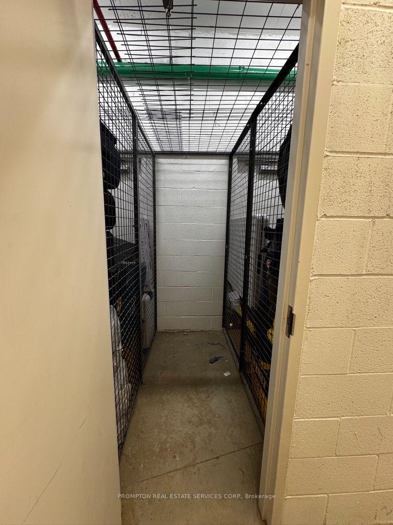 Photo 7 of Unit 307, 27 Mcmahon Drive, North York, Bayview Village — HOMEH