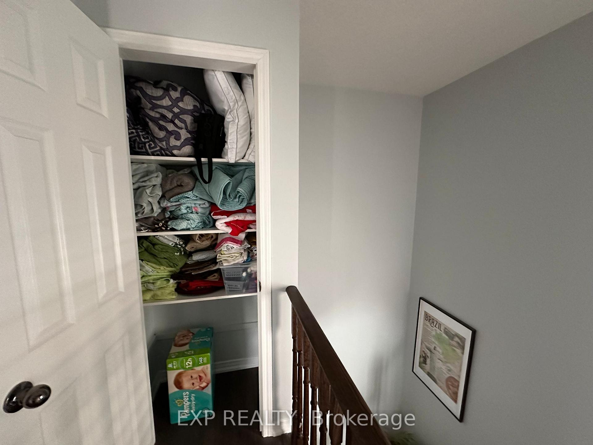 Photo 12 of 8660 Dogwood Crescent, Niagara Falls, Brown — HOMEH