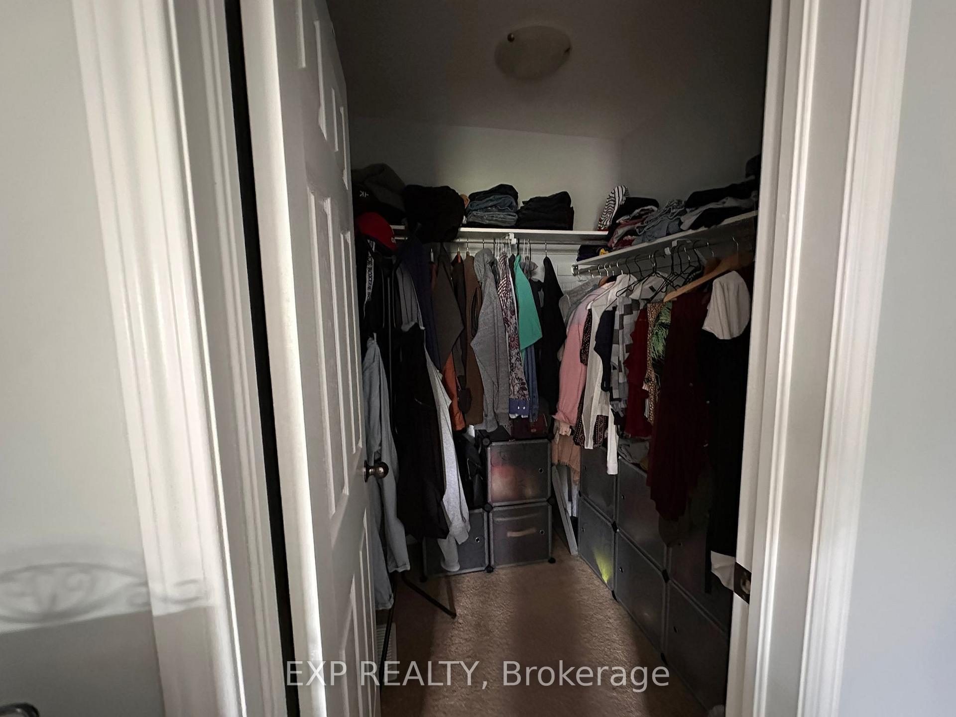 Photo 16 of 8660 Dogwood Crescent, Niagara Falls, Brown — HOMEH
