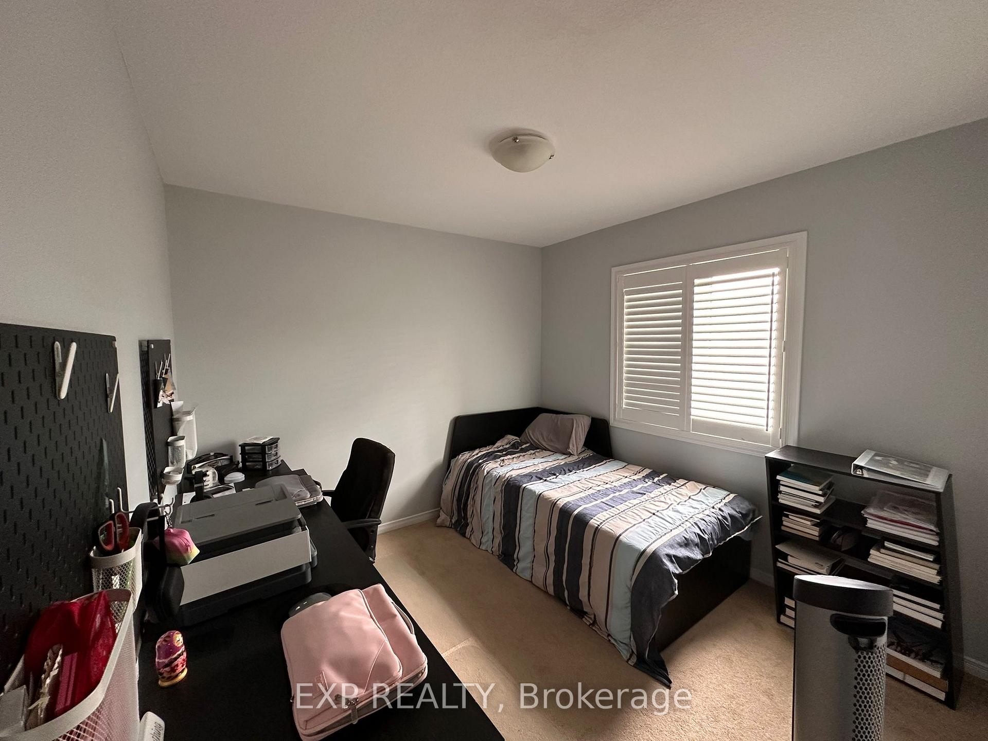 Photo 23 of 8660 Dogwood Crescent, Niagara Falls, Brown — HOMEH