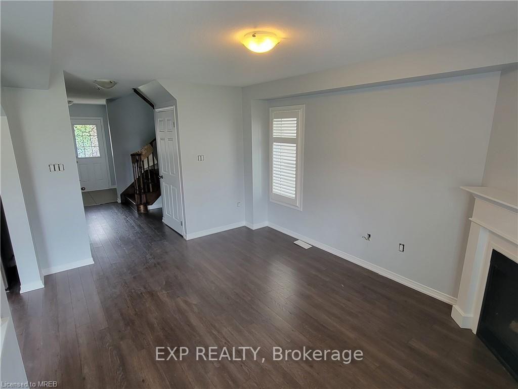 Photo 32 of 8660 Dogwood Crescent, Niagara Falls, Brown — HOMEH