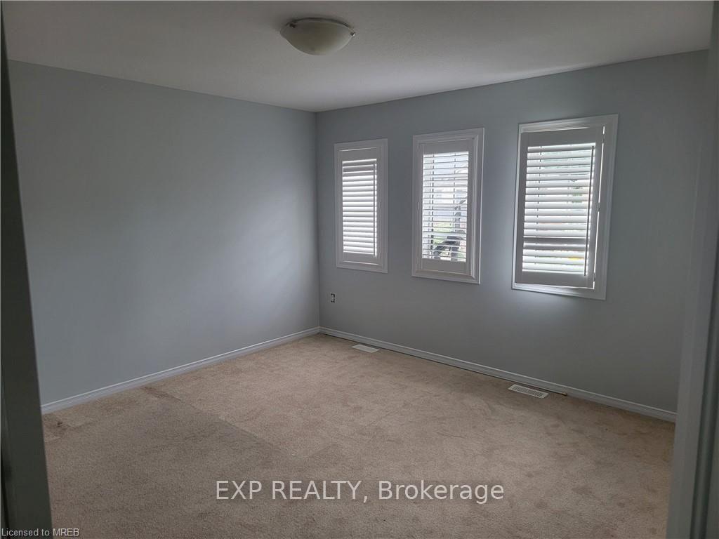 Photo 37 of 8660 Dogwood Crescent, Niagara Falls, Brown — HOMEH