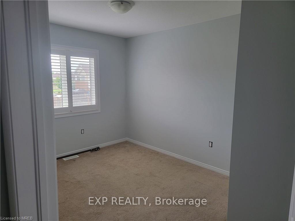 Photo 38 of 8660 Dogwood Crescent, Niagara Falls, Brown — HOMEH