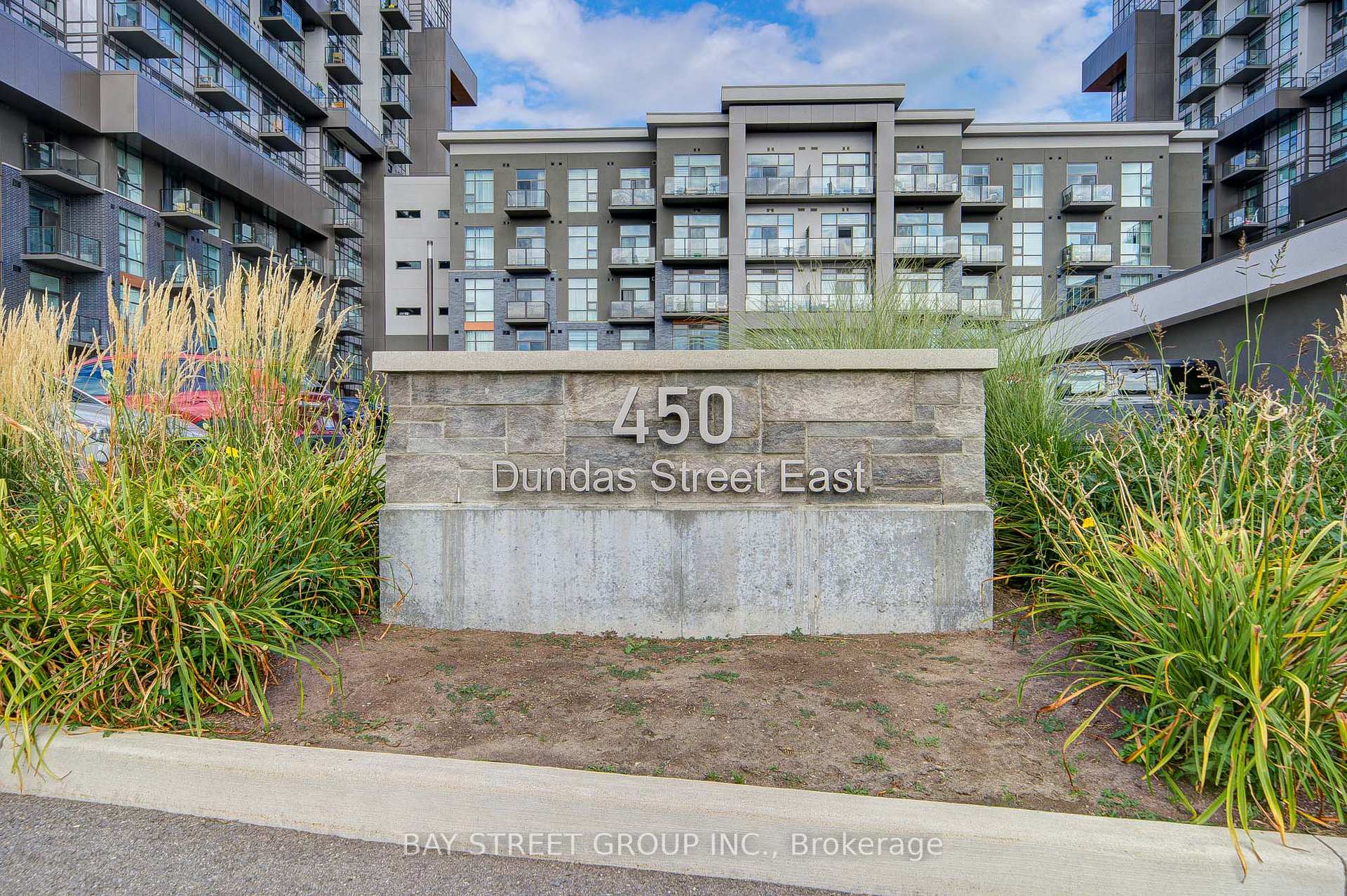 Photo 2 of Unit 313, 450 Dundas Street E, Hamilton, Waterdown — HOMEH