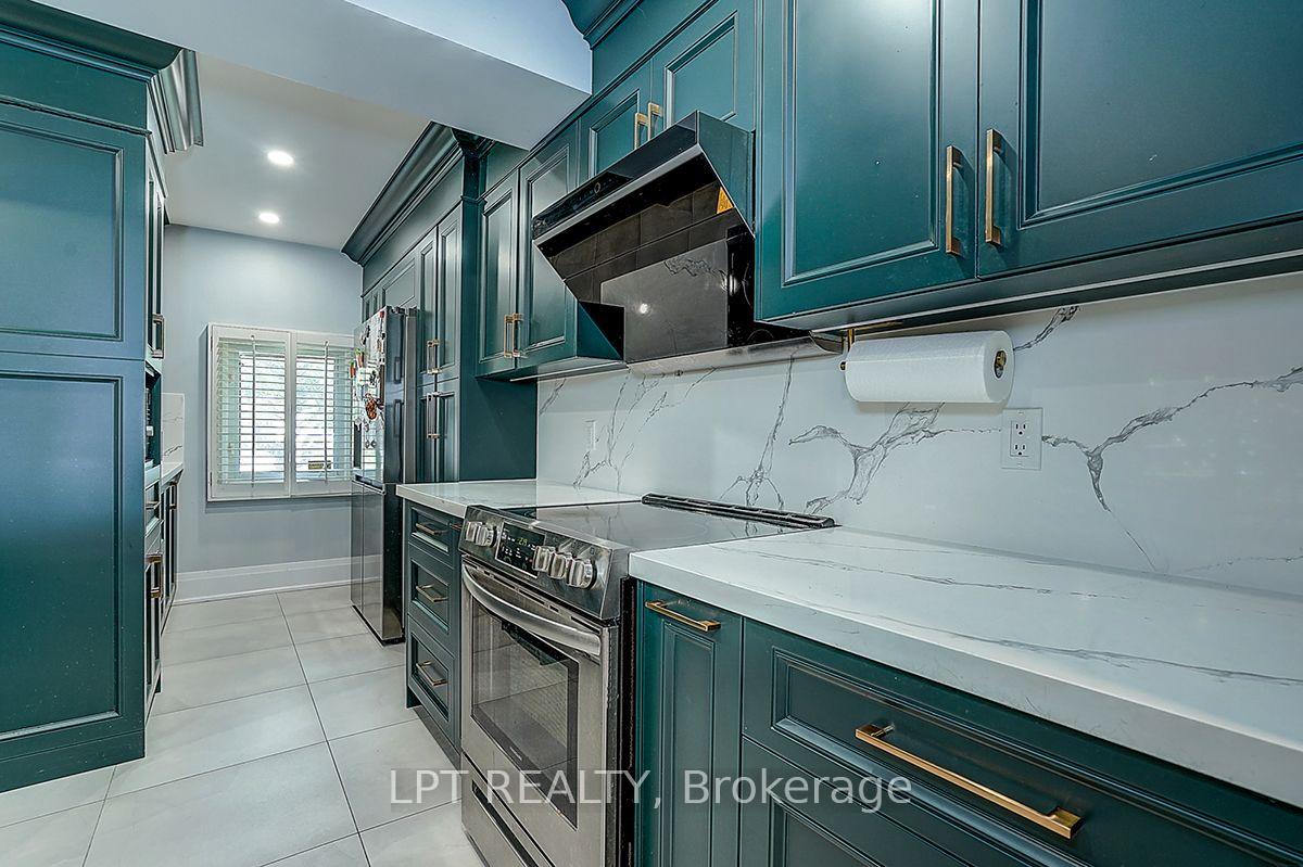 Photo 27 of 38 Metropolitan Crescent, Georgina, Keswick North — HOMEH