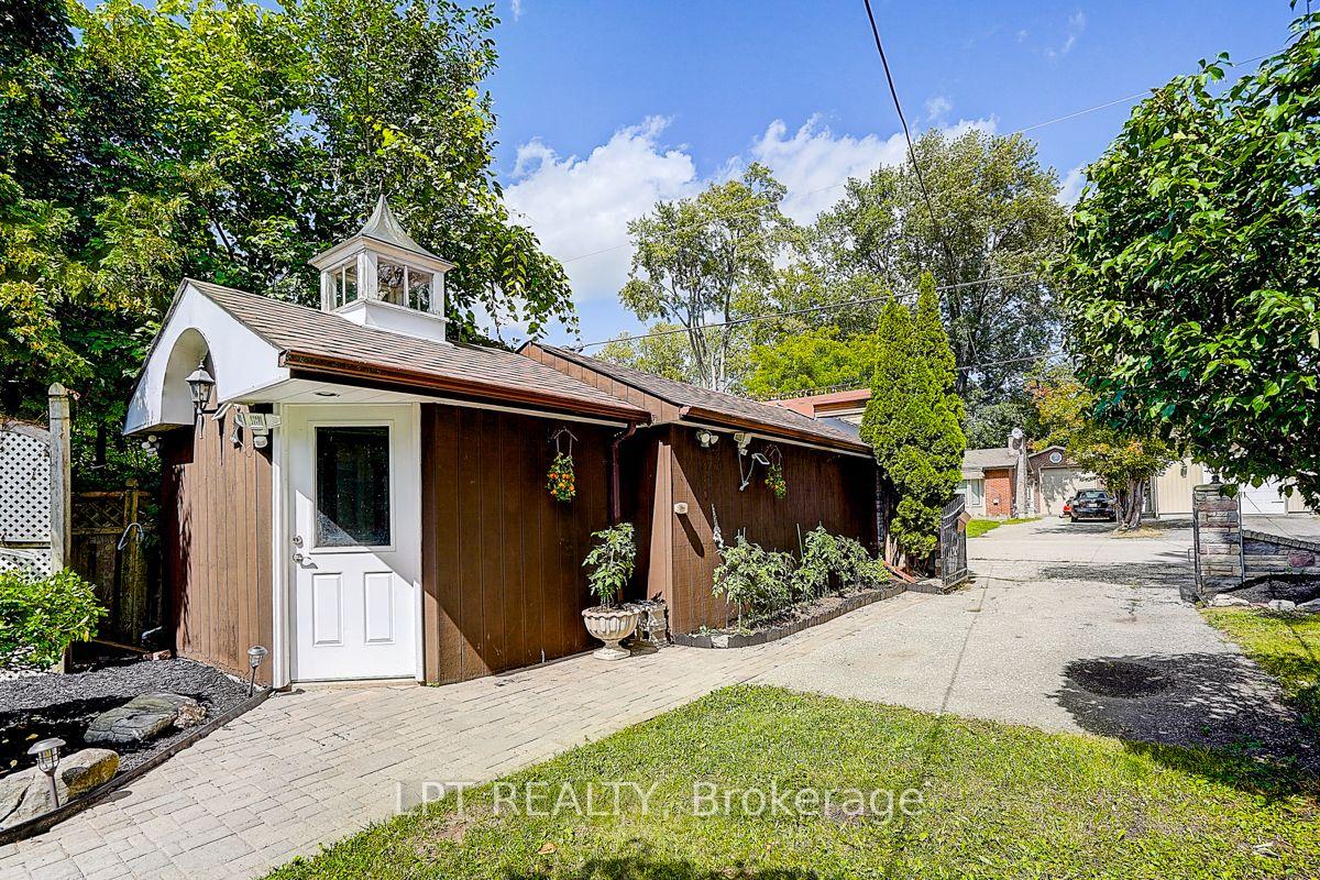 Photo 37 of 38 Metropolitan Crescent, Georgina, Keswick North — HOMEH