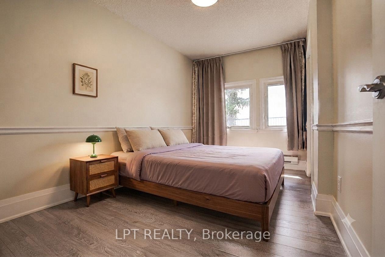 Photo 43 of 38 Metropolitan Crescent, Georgina, Keswick North — HOMEH