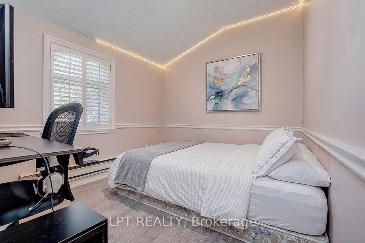 Photo 45 of 38 Metropolitan Crescent, Georgina, Keswick North — HOMEH