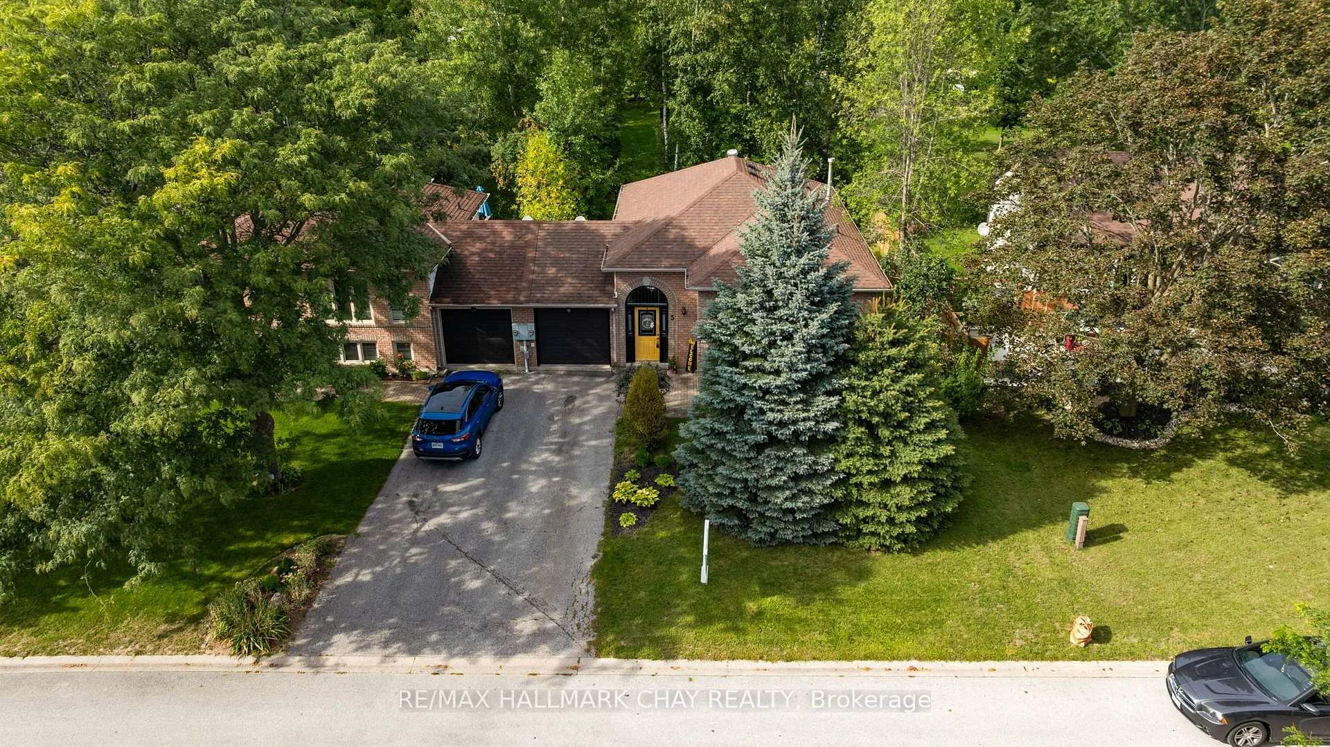 Photo 7 of 5 Harbour Crescent, Wasaga Beach — HOMEH