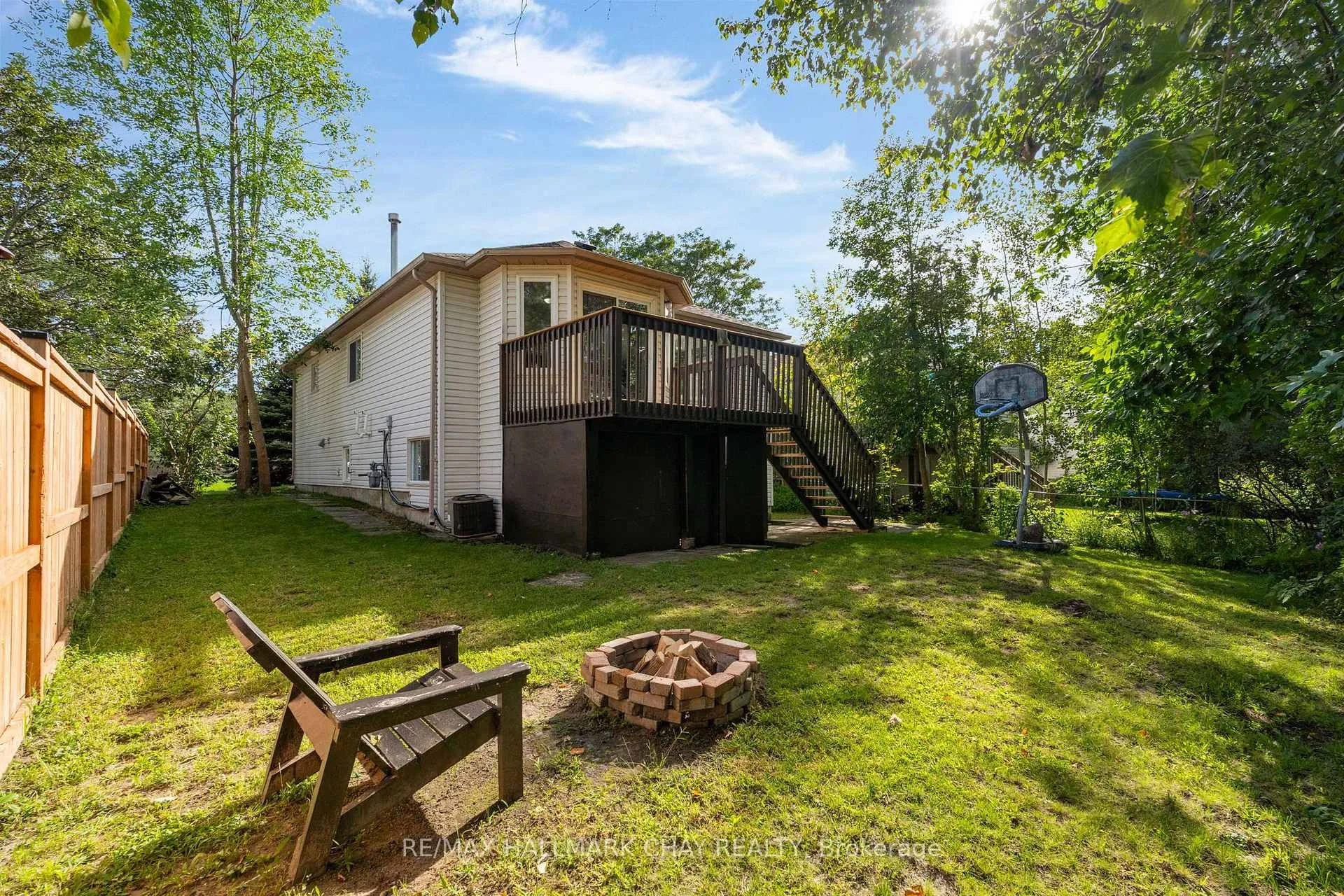 Photo 42 of 5 Harbour Crescent, Wasaga Beach — HOMEH