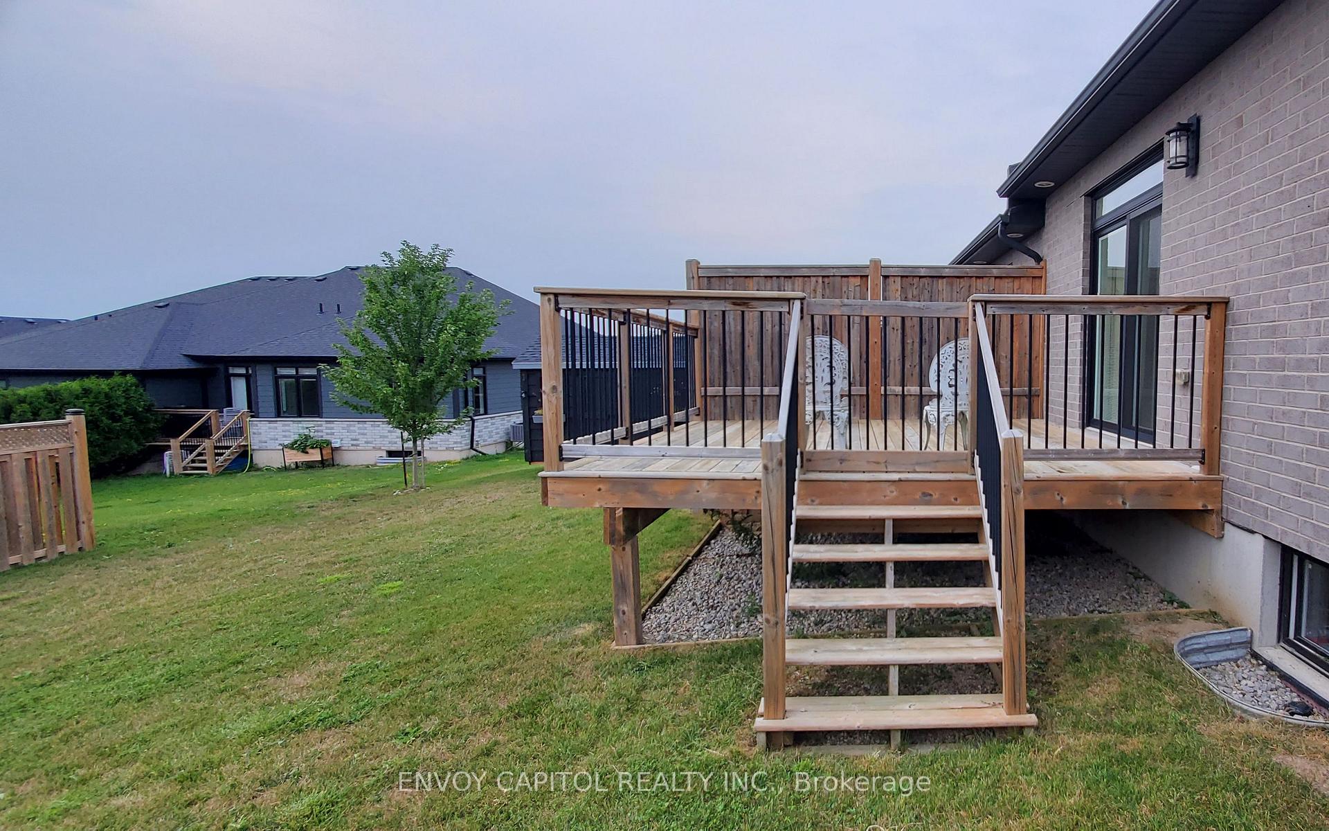 Photo 5 of 106 Ridgewood Crescent, St. Marys — HOMEH