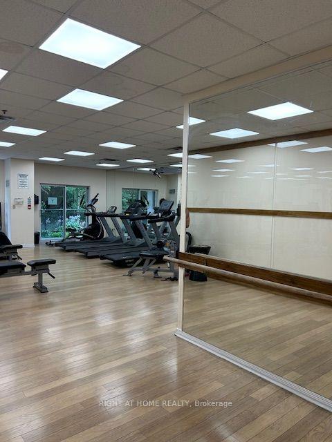 Photo 11 of Unit 403, 2 Maison Parc Court, Vaughan, Lakeview Estates — HOMEH