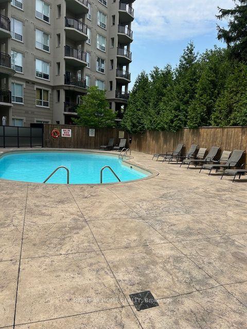 Photo 14 of Unit 403, 2 Maison Parc Court, Vaughan, Lakeview Estates — HOMEH