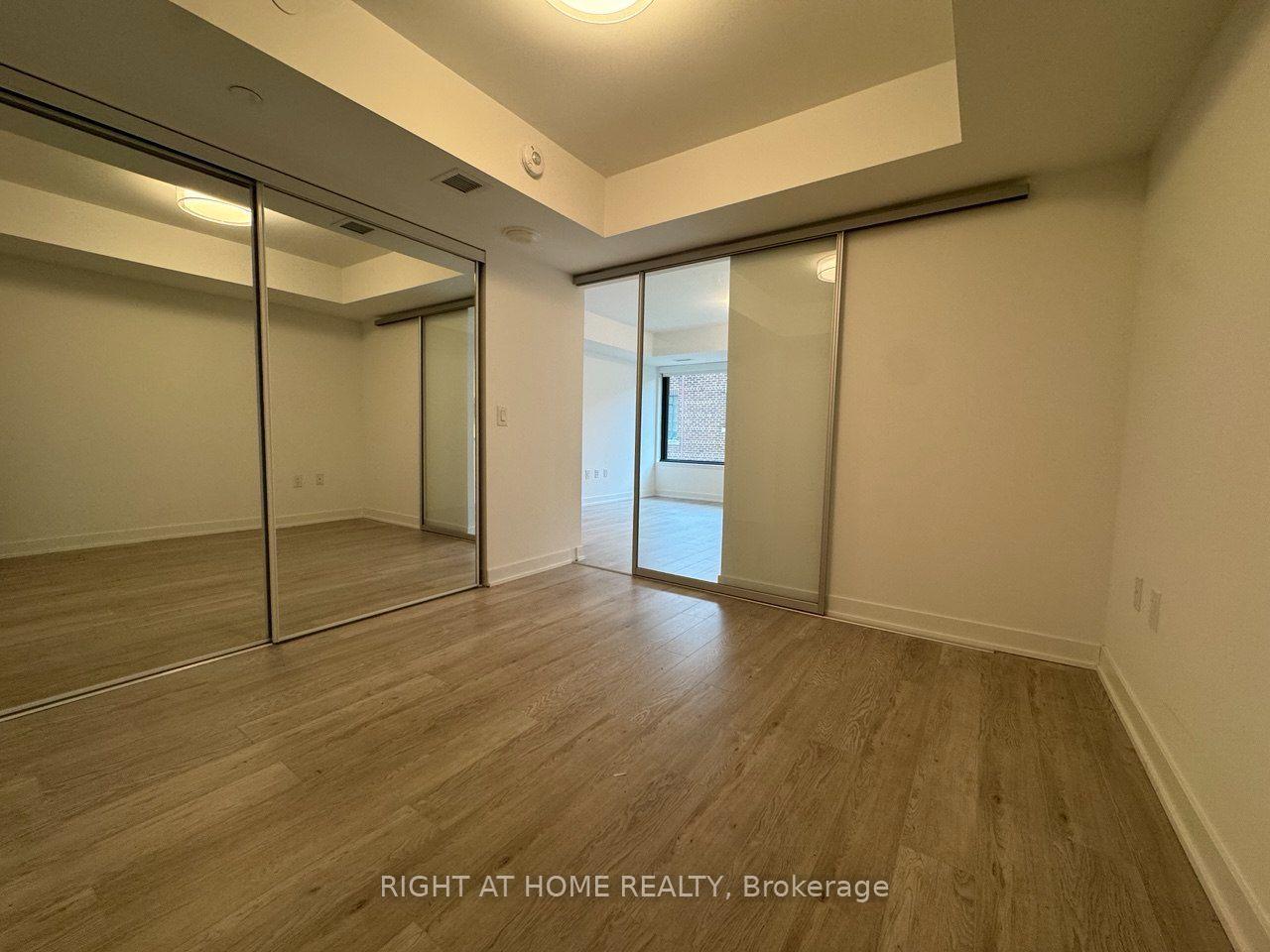 Photo 10 of Unit 324, 3 Strathgowan Avenue, Toronto, Lawrence Park South — HOMEH