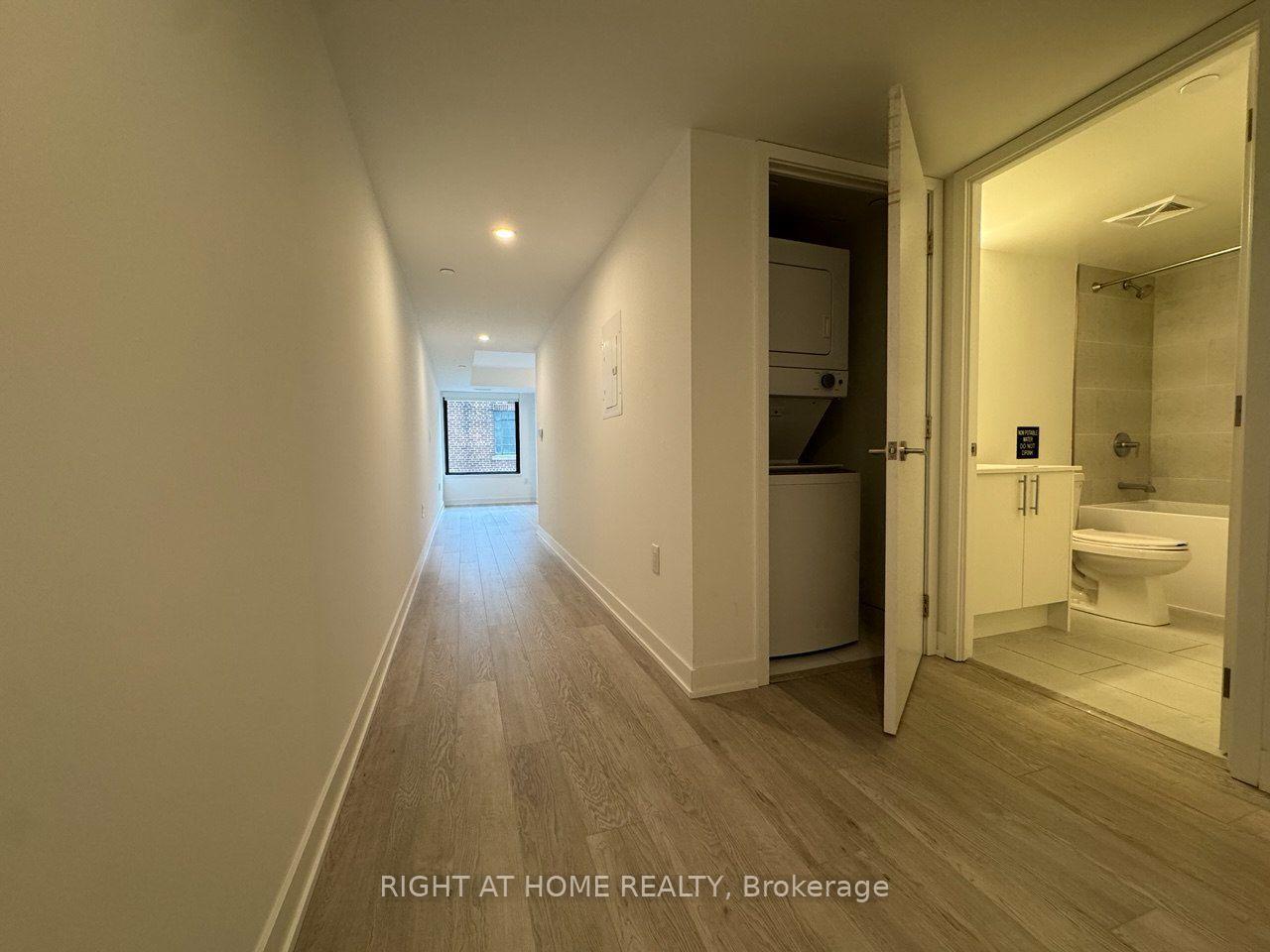 Photo 15 of Unit 324, 3 Strathgowan Avenue, Toronto, Lawrence Park South — HOMEH