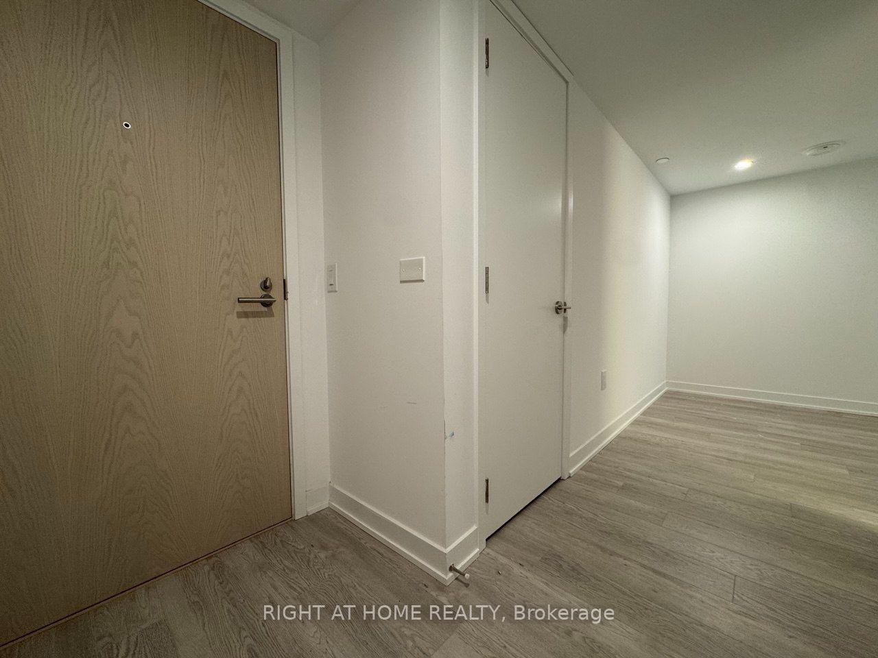 Photo 16 of Unit 324, 3 Strathgowan Avenue, Toronto, Lawrence Park South — HOMEH