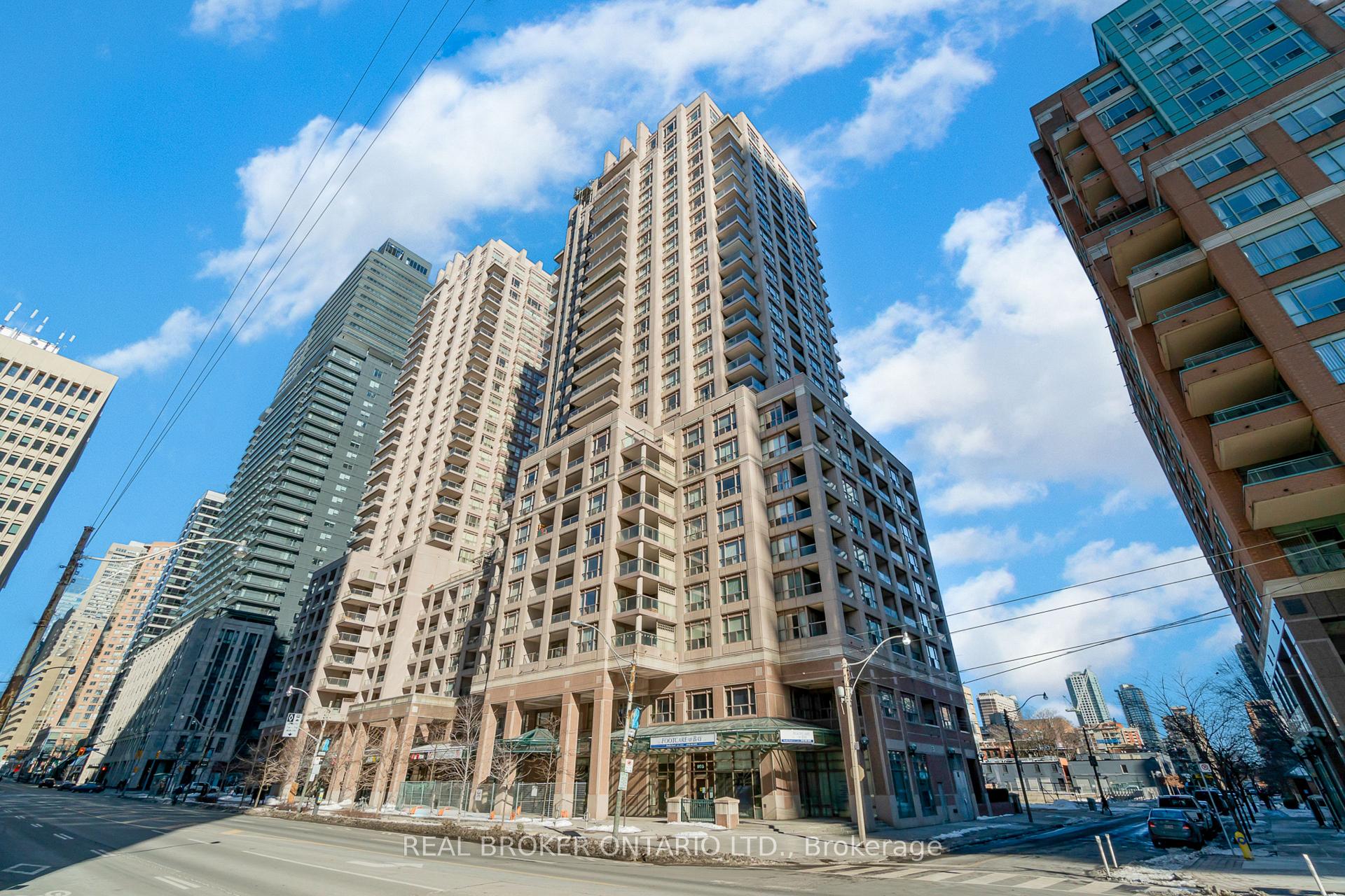 Photo 1 of Unit 1908, 909 Bay Street, Toronto, Bay Street Corridor — HOMEH