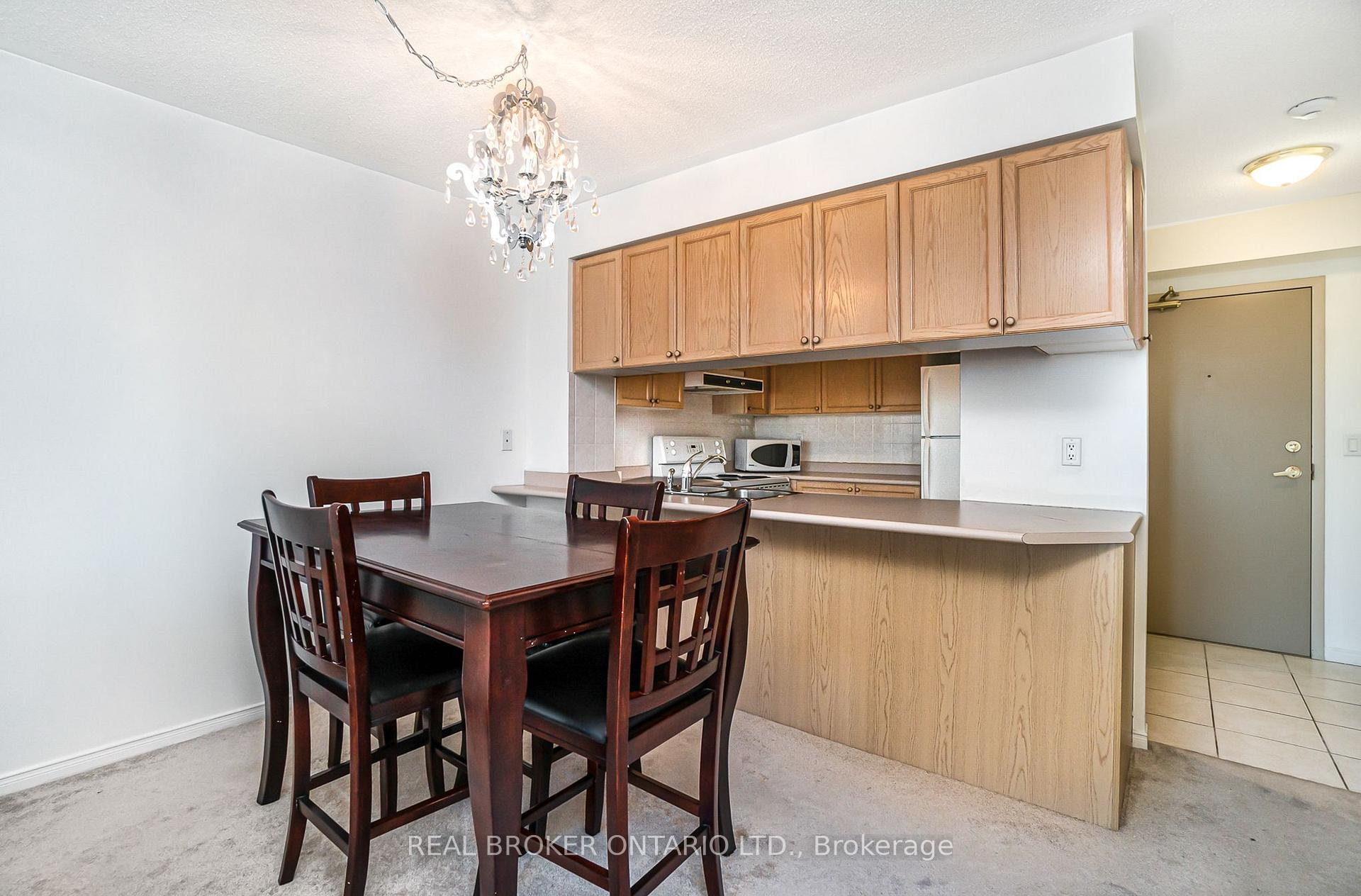 Photo 2 of Unit 1908, 909 Bay Street, Toronto, Bay Street Corridor — HOMEH