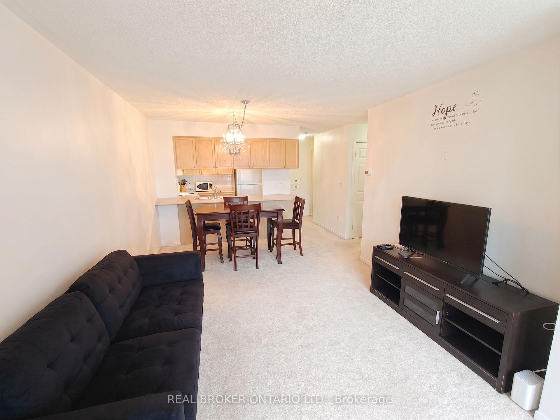Photo 4 of Unit 1908, 909 Bay Street, Toronto, Bay Street Corridor — HOMEH