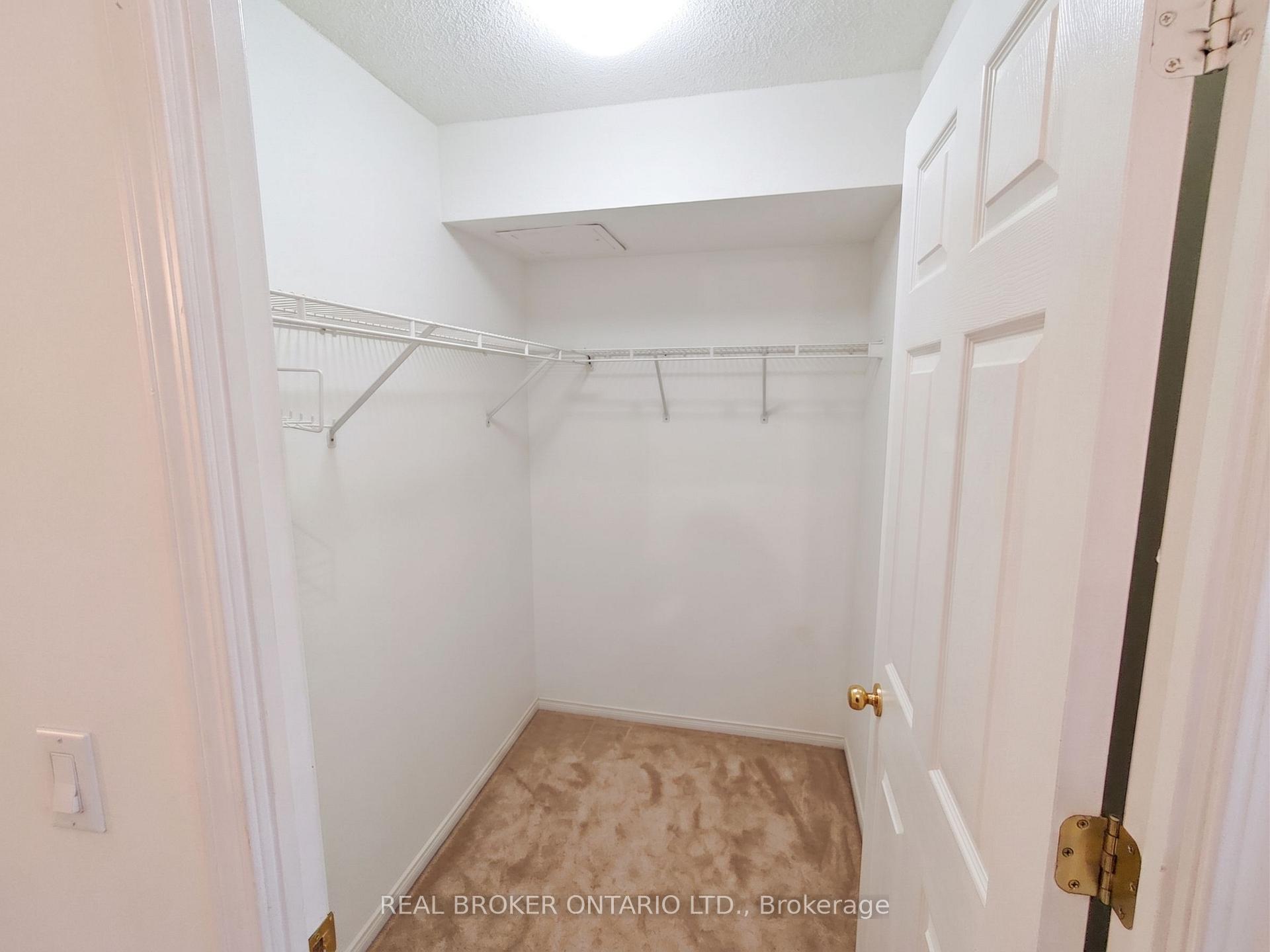 Photo 10 of Unit 1908, 909 Bay Street, Toronto, Bay Street Corridor — HOMEH