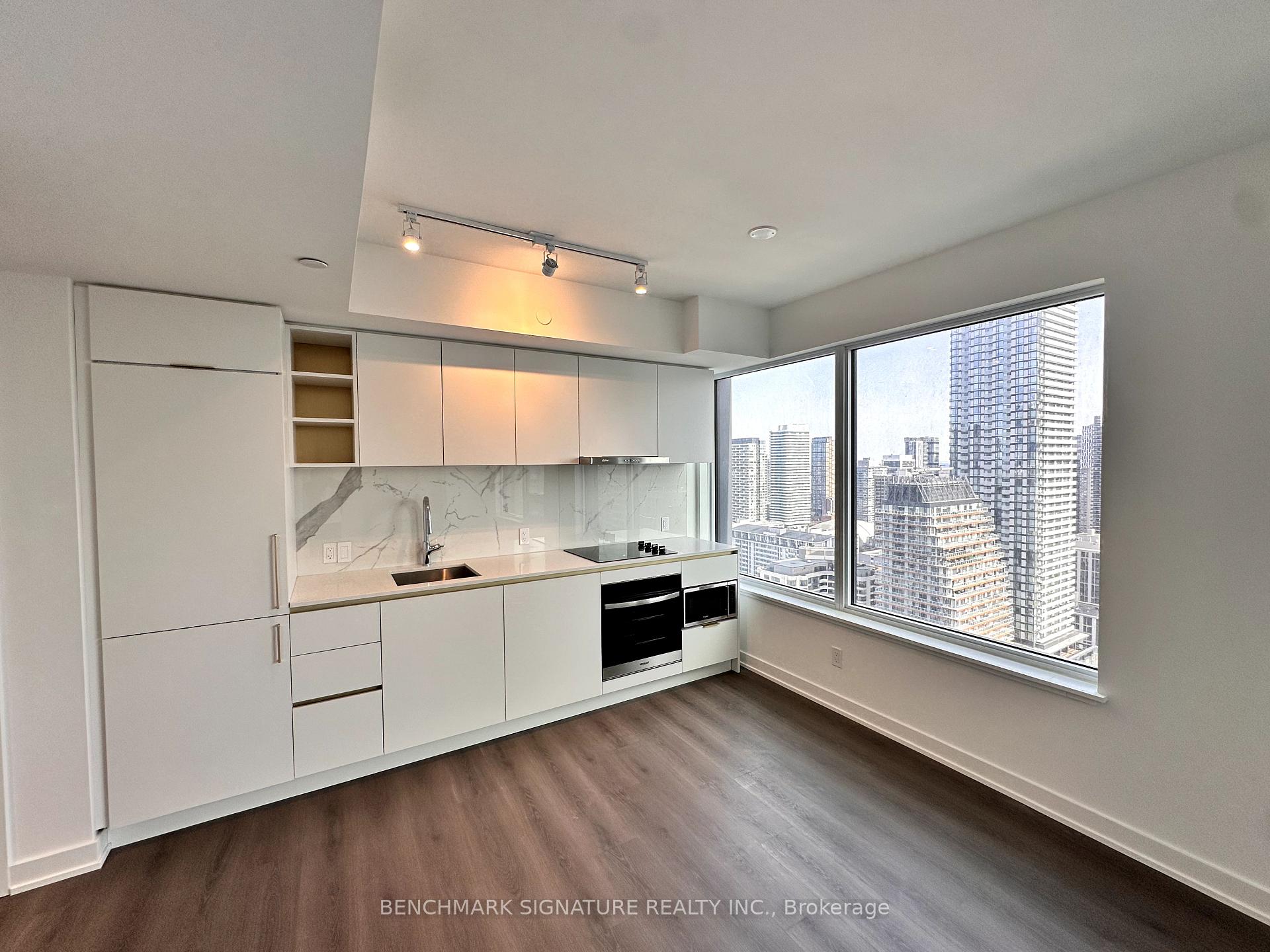 Photo 6 of Unit 3515, 8 Wellesley Street W, Toronto, Bay Street Corridor — HOMEH