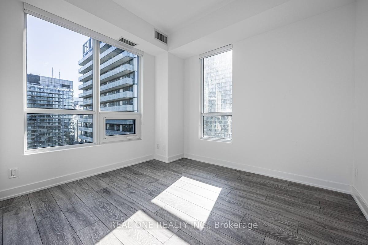 Photo 14 of Unit 3705, 108 Peter Street, Toronto, Waterfront Communities — HOMEH