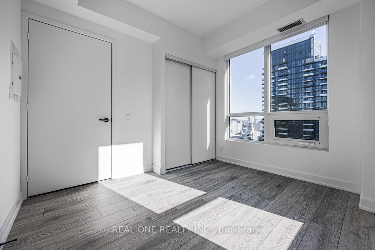 Photo 15 of Unit 3705, 108 Peter Street, Toronto, Waterfront Communities — HOMEH