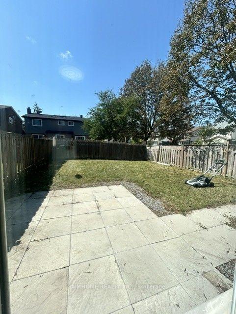 Photo 11 of 36 Evansville Road, Scarborough, Agincourt North — HOMEH