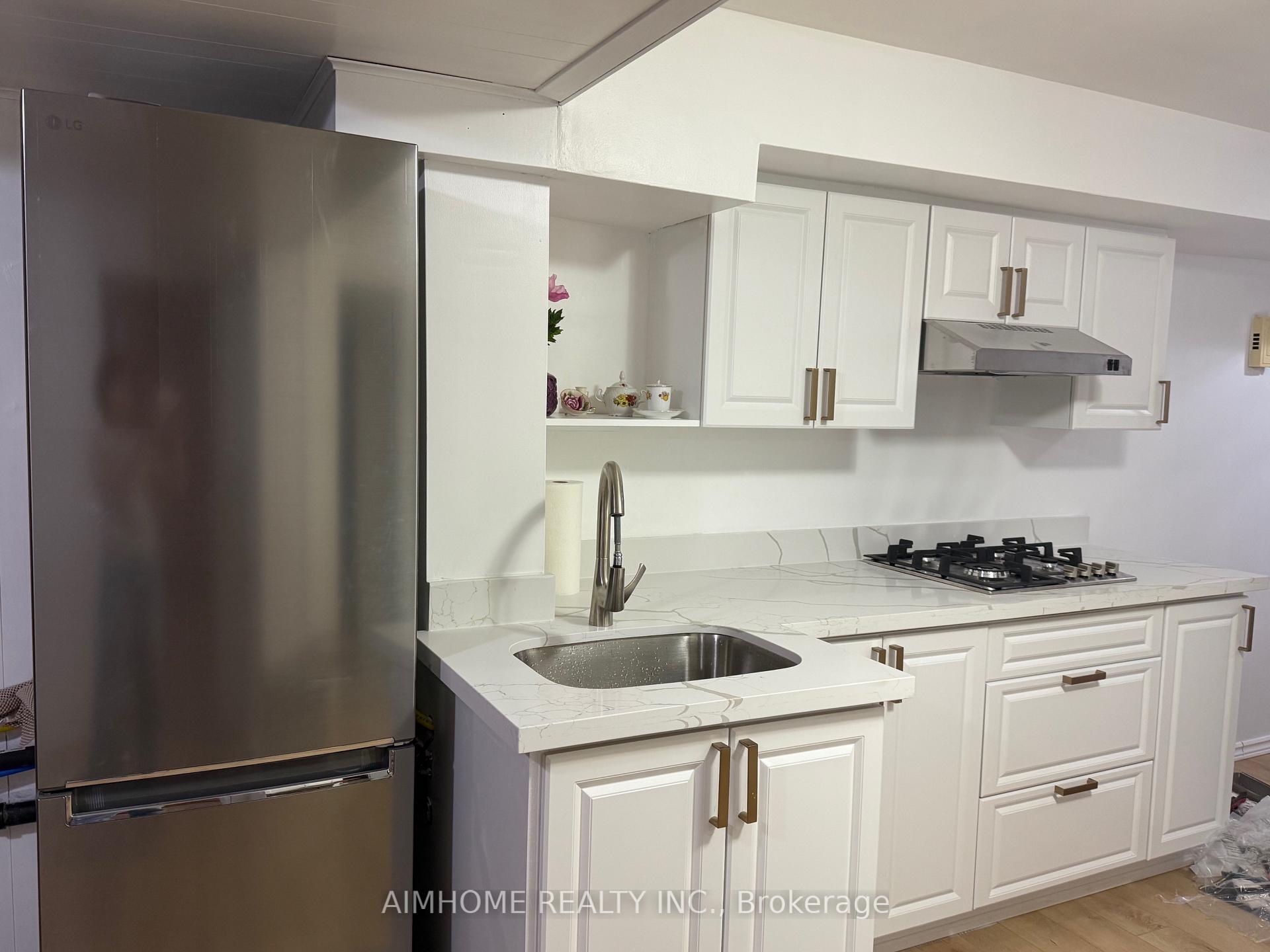 Photo 6 of Unit Bsmt #2, 72 La Rose Avenue, Etobicoke, Humber Heights — HOMEH