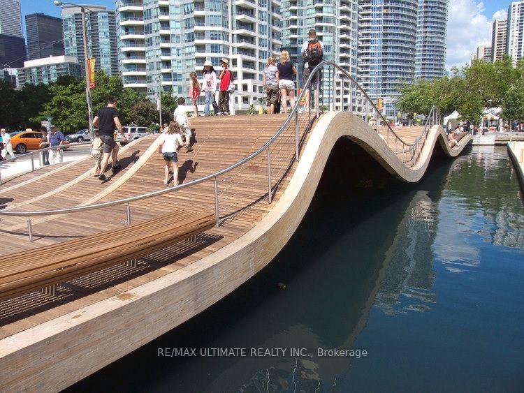 Photo 19 of Unit 1215, 33 Harbour Square, Toronto, Waterfront Communities — HOMEH
