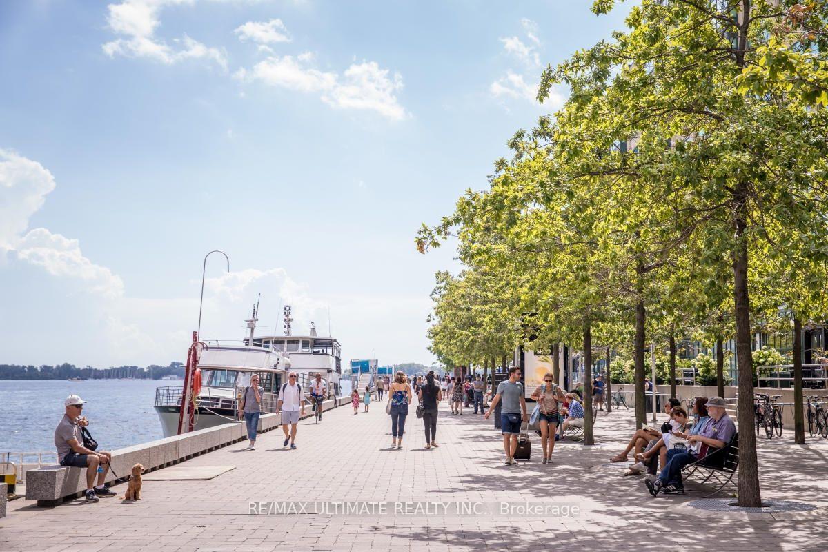 Photo 20 of Unit 1215, 33 Harbour Square, Toronto, Waterfront Communities — HOMEH