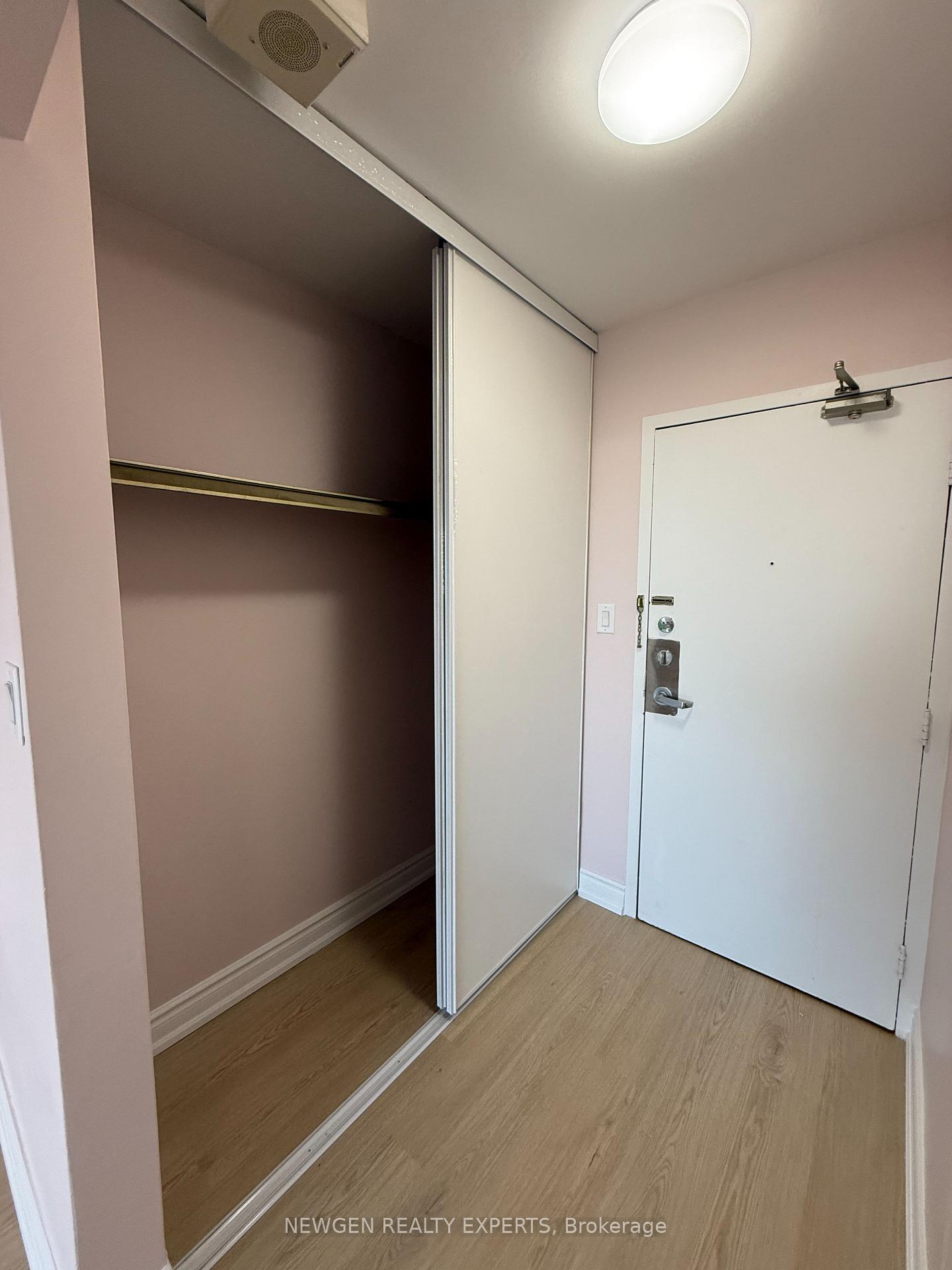 Photo 6 of Unit 502, 3 Massey Square, Toronto, Crescent Town — HOMEH