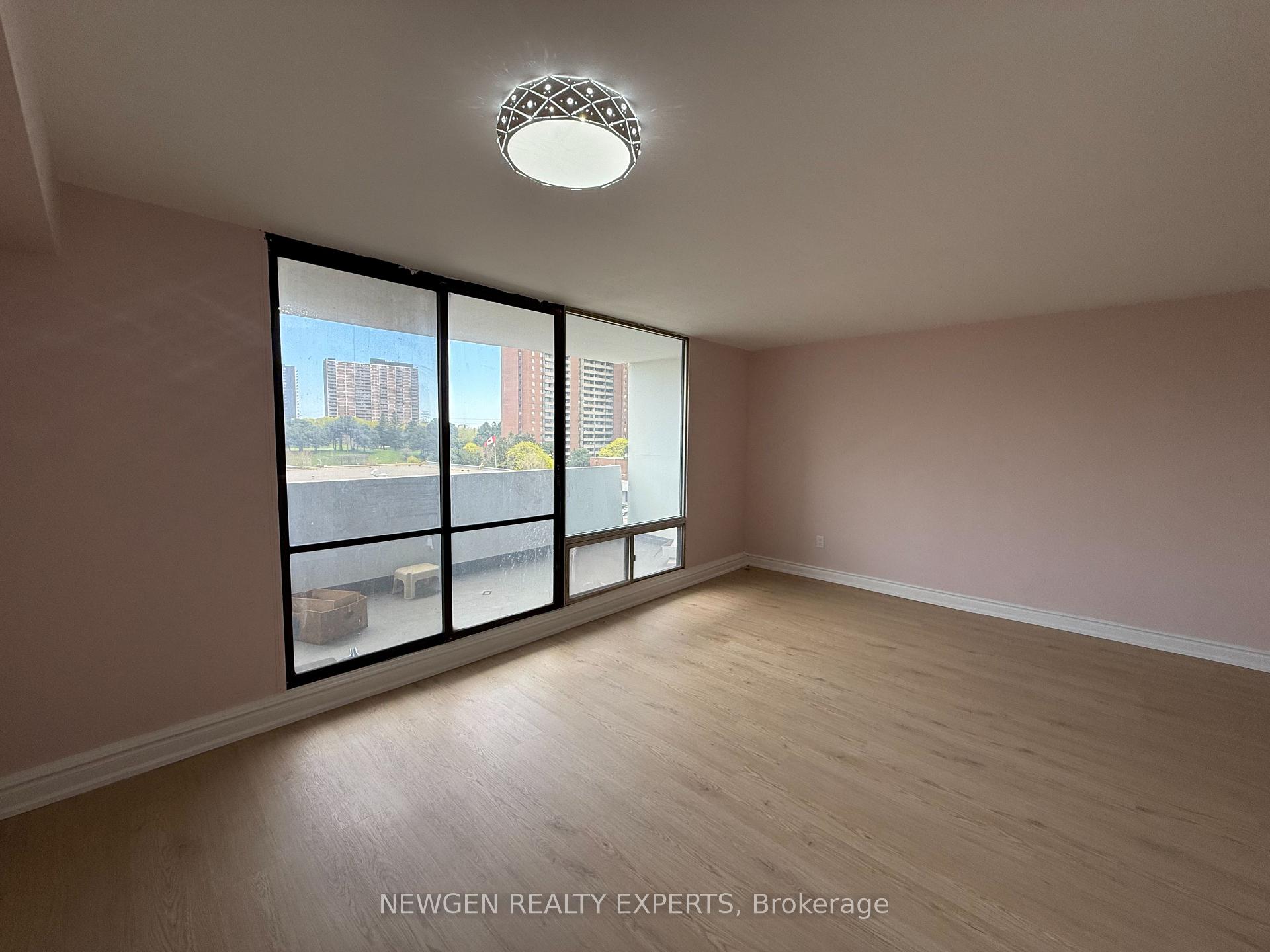 Photo 11 of Unit 502, 3 Massey Square, Toronto, Crescent Town — HOMEH