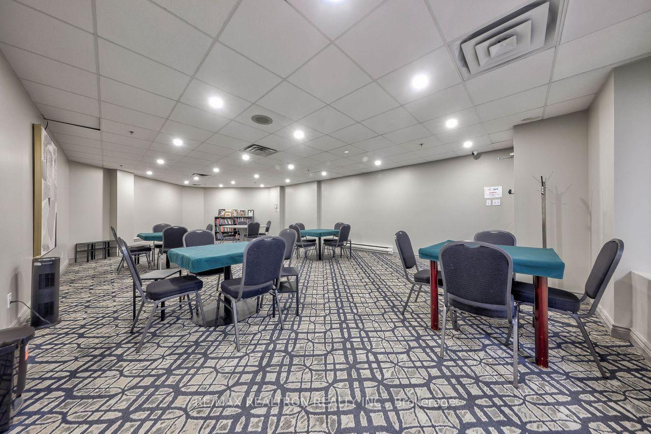 Photo 16 of Unit 614, 120 Promenade Circle, Vaughan, Brownridge — HOMEH