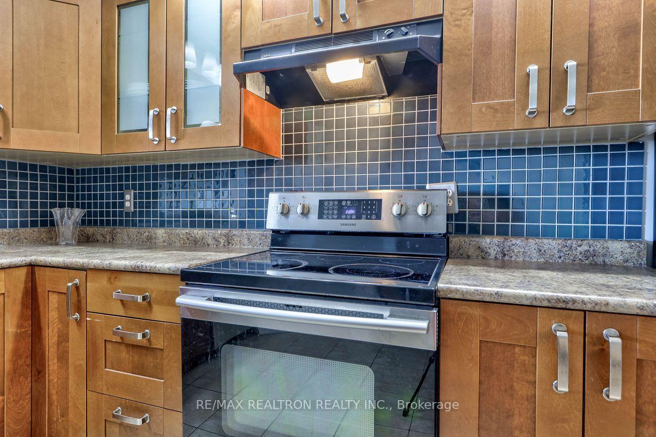 Photo 25 of Unit 614, 120 Promenade Circle, Vaughan, Brownridge — HOMEH