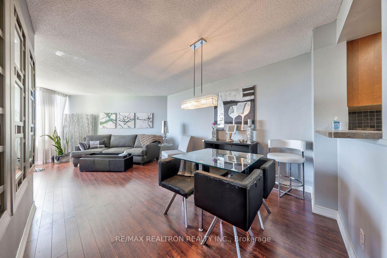 Photo 30 of Unit 614, 120 Promenade Circle, Vaughan, Brownridge — HOMEH
