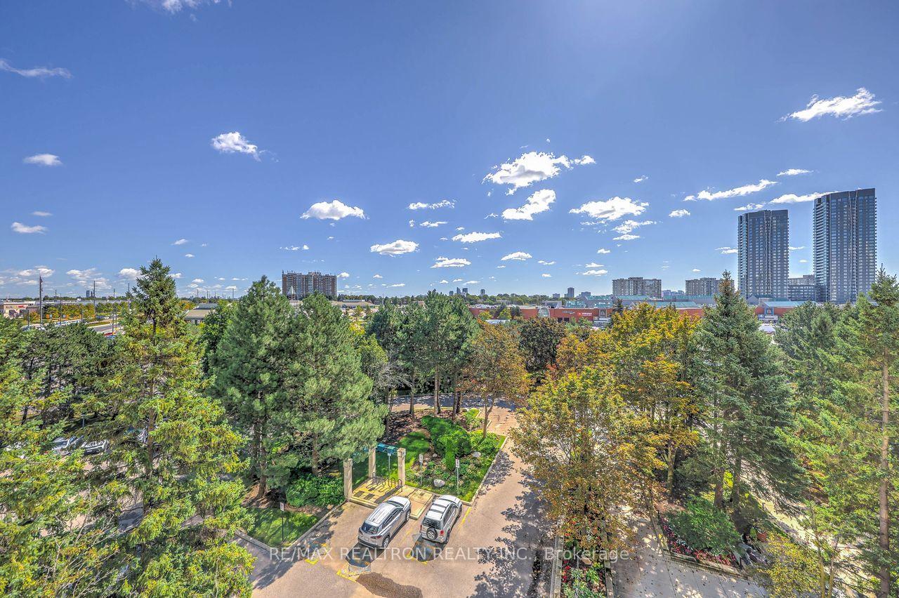 Photo 42 of Unit 614, 120 Promenade Circle, Vaughan, Brownridge — HOMEH